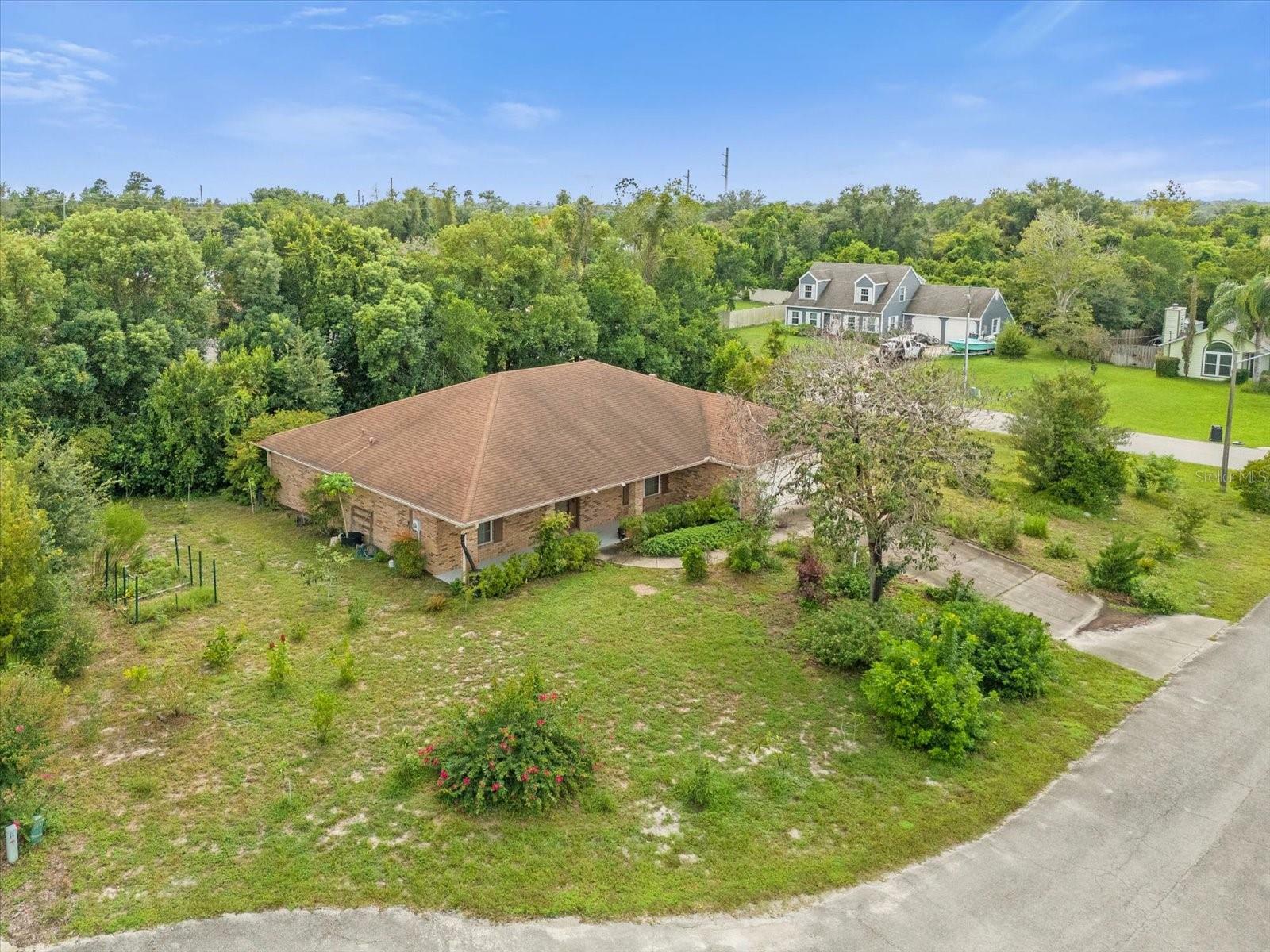 Property Photo:  111 Fox Chase Court  FL 32713 