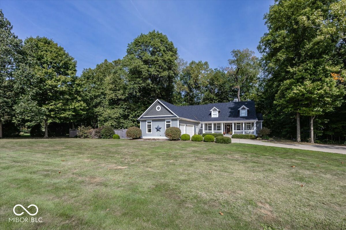 Property Photo:  604 Mill Farm Road  IN 46062 