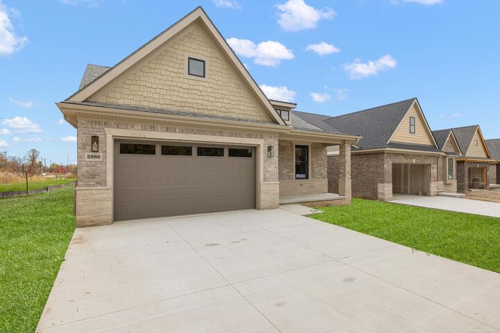 Property Photo: 5890 Willow Grove Avenue MI 48085