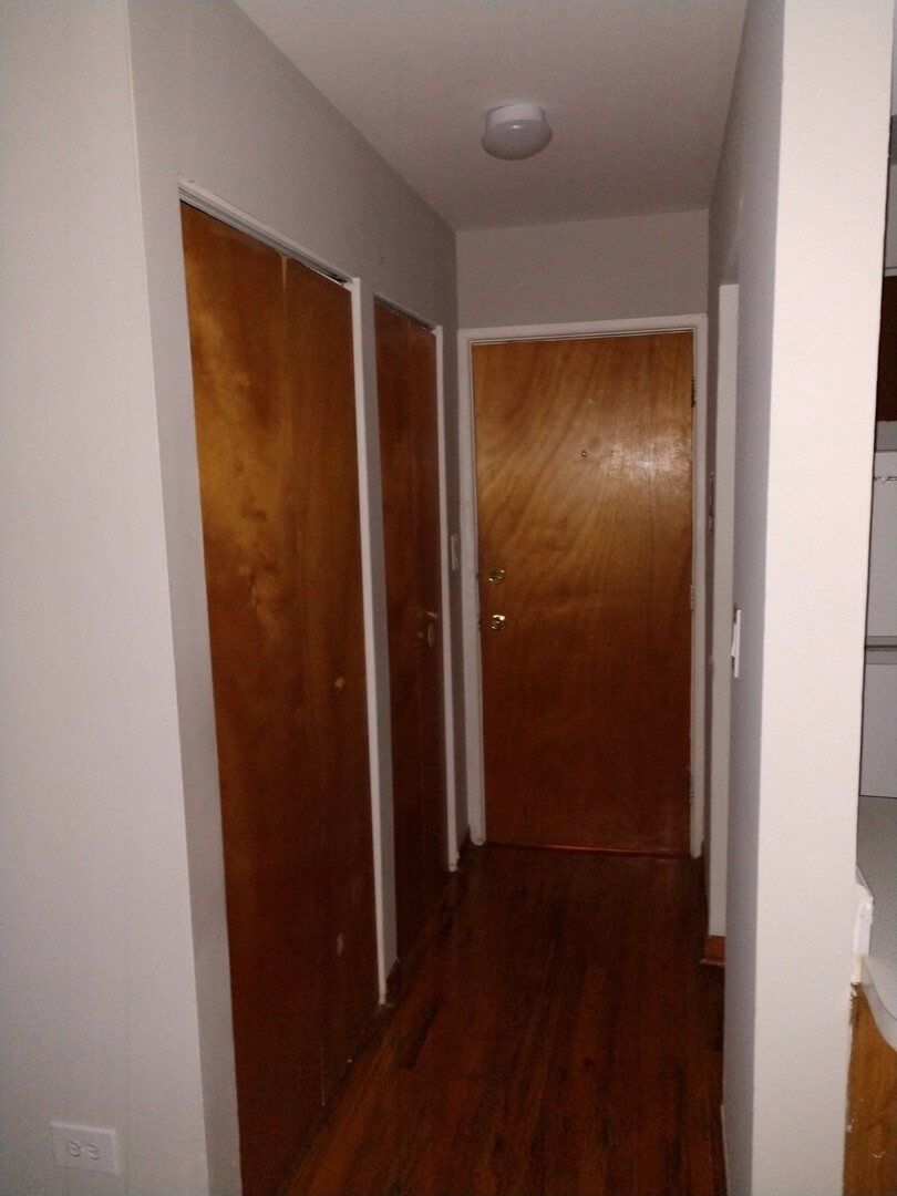 Property Photo:  123 N Central Avenue 305  IL 60644 