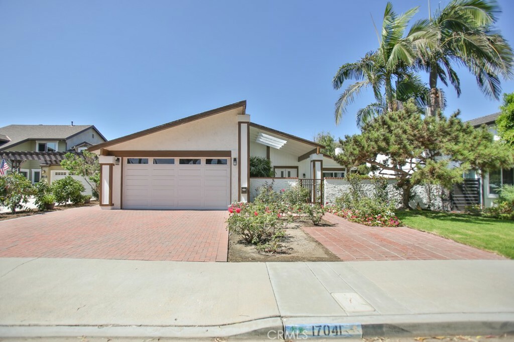 17041 Malta Circle  Huntington Beach CA 92649 photo