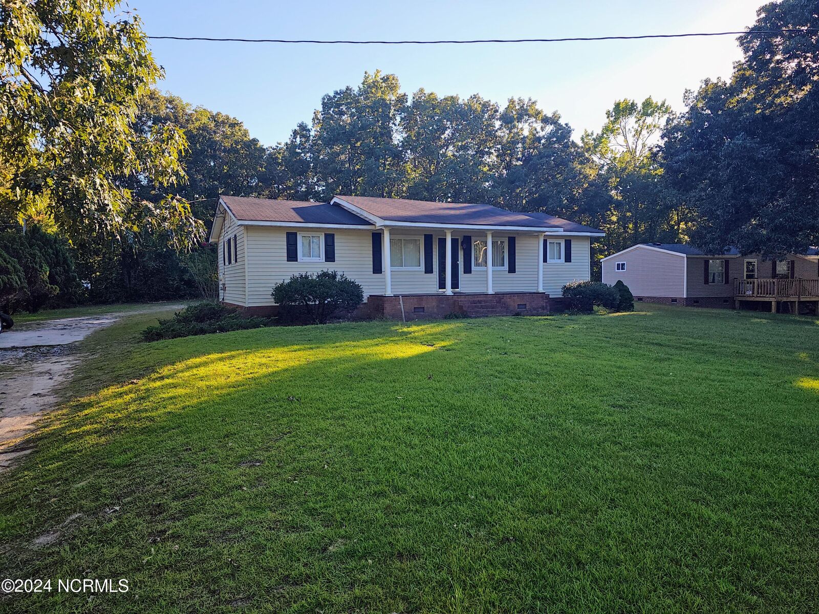 Property Photo: 269 Taylor Mill Road NC 27935