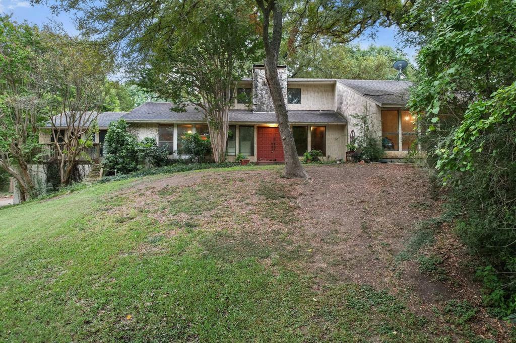 Property Photo:  1718 Cedar Hill Road  TX 75137 