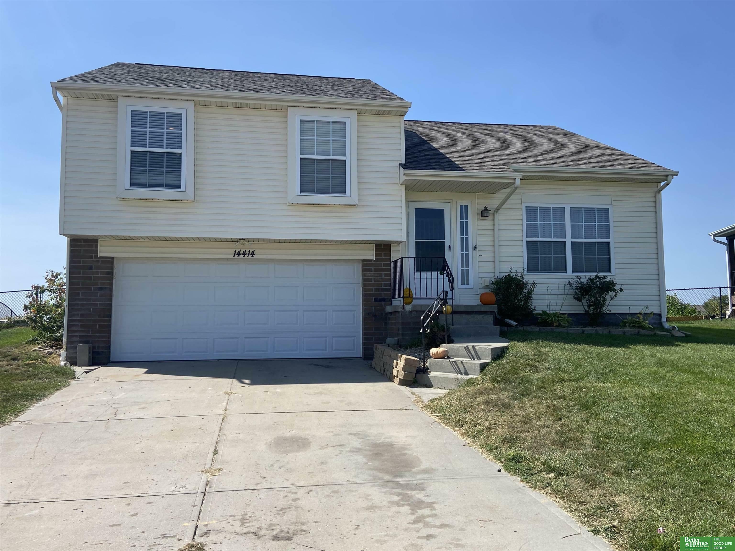 14414 Canyon Drive  Bellevue NE 68123 photo