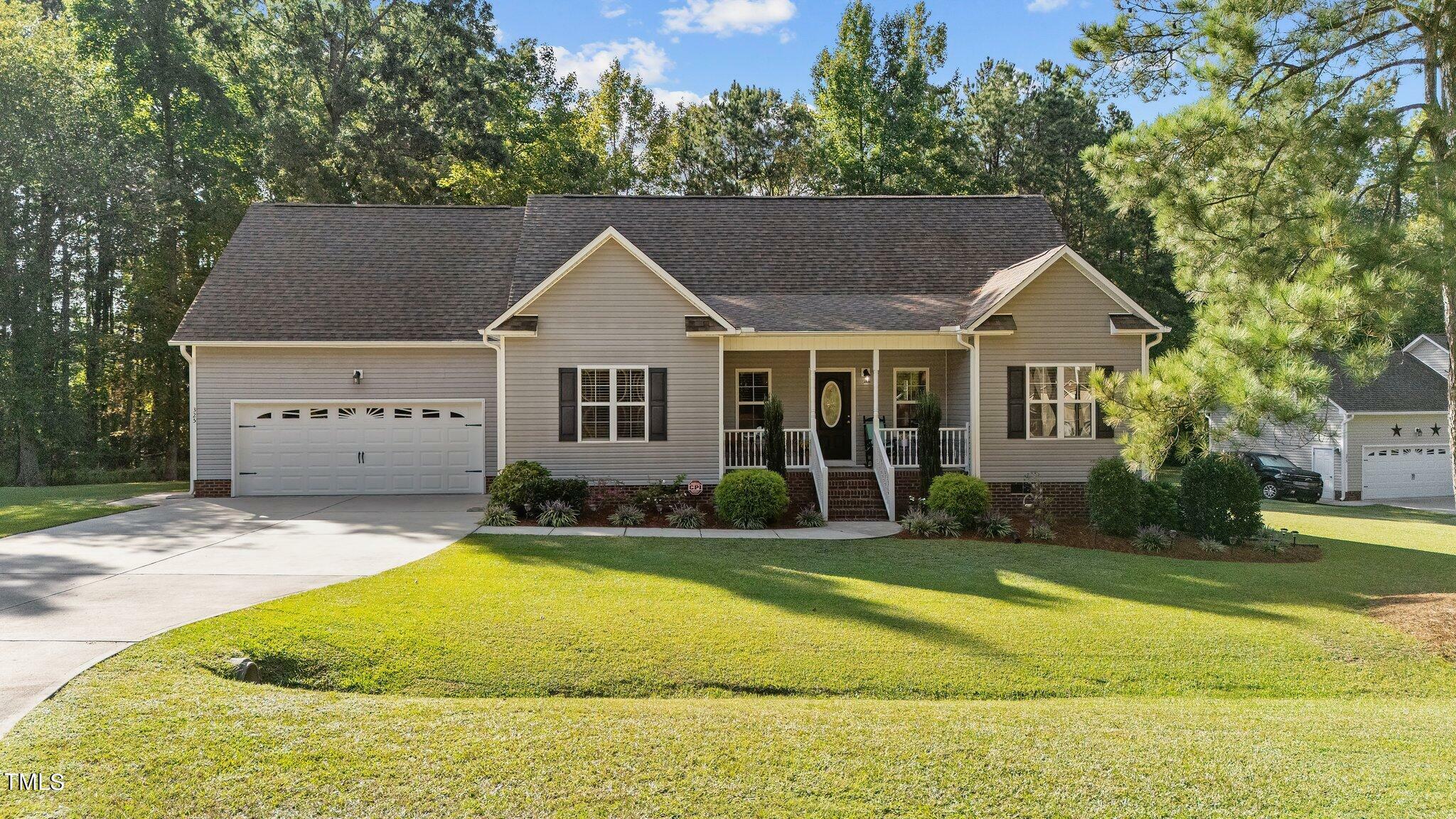 Property Photo:  325 Cross Link Drive  NC 27501 