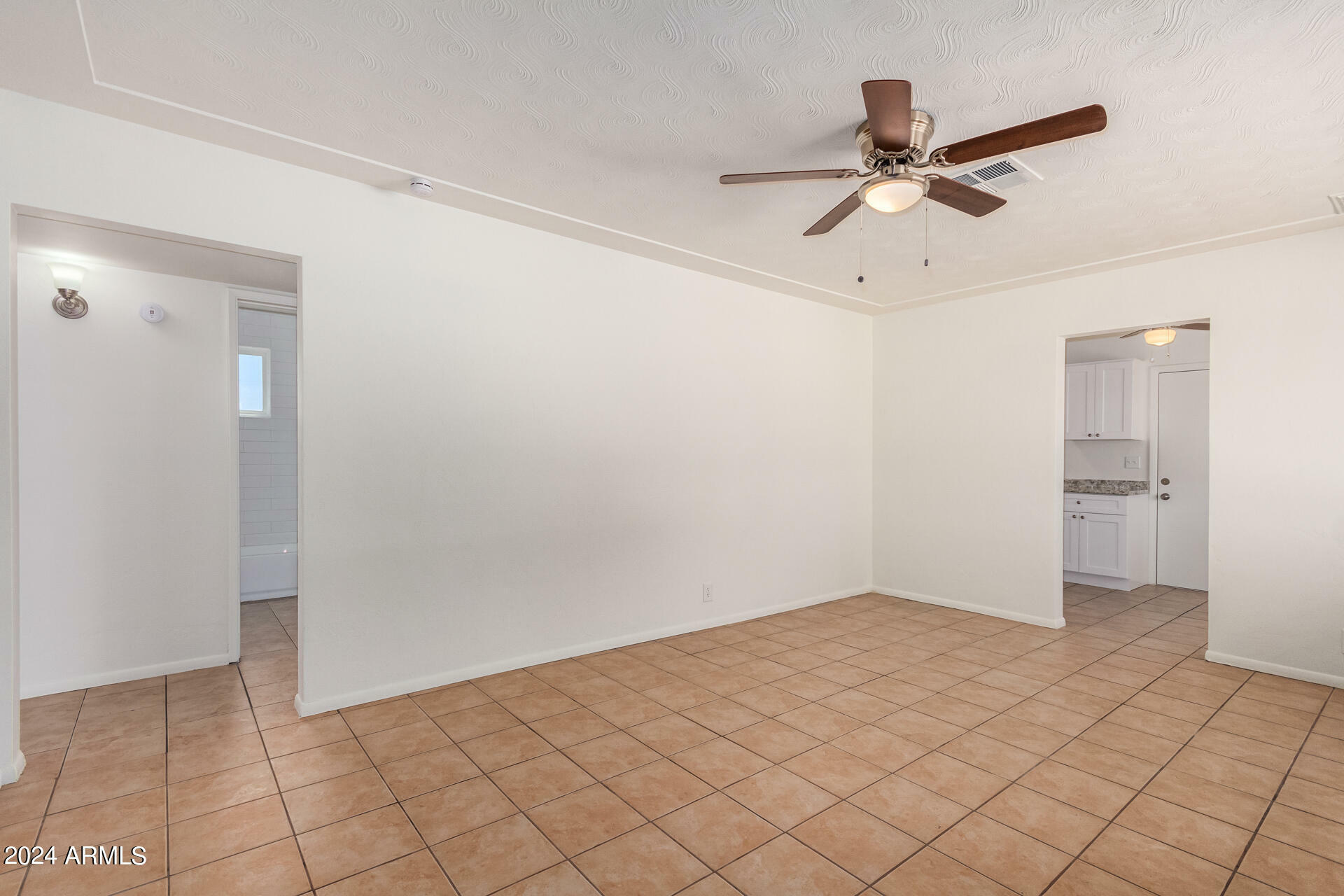 Property Photo:  4301 W Clarendon Avenue  AZ 85031 