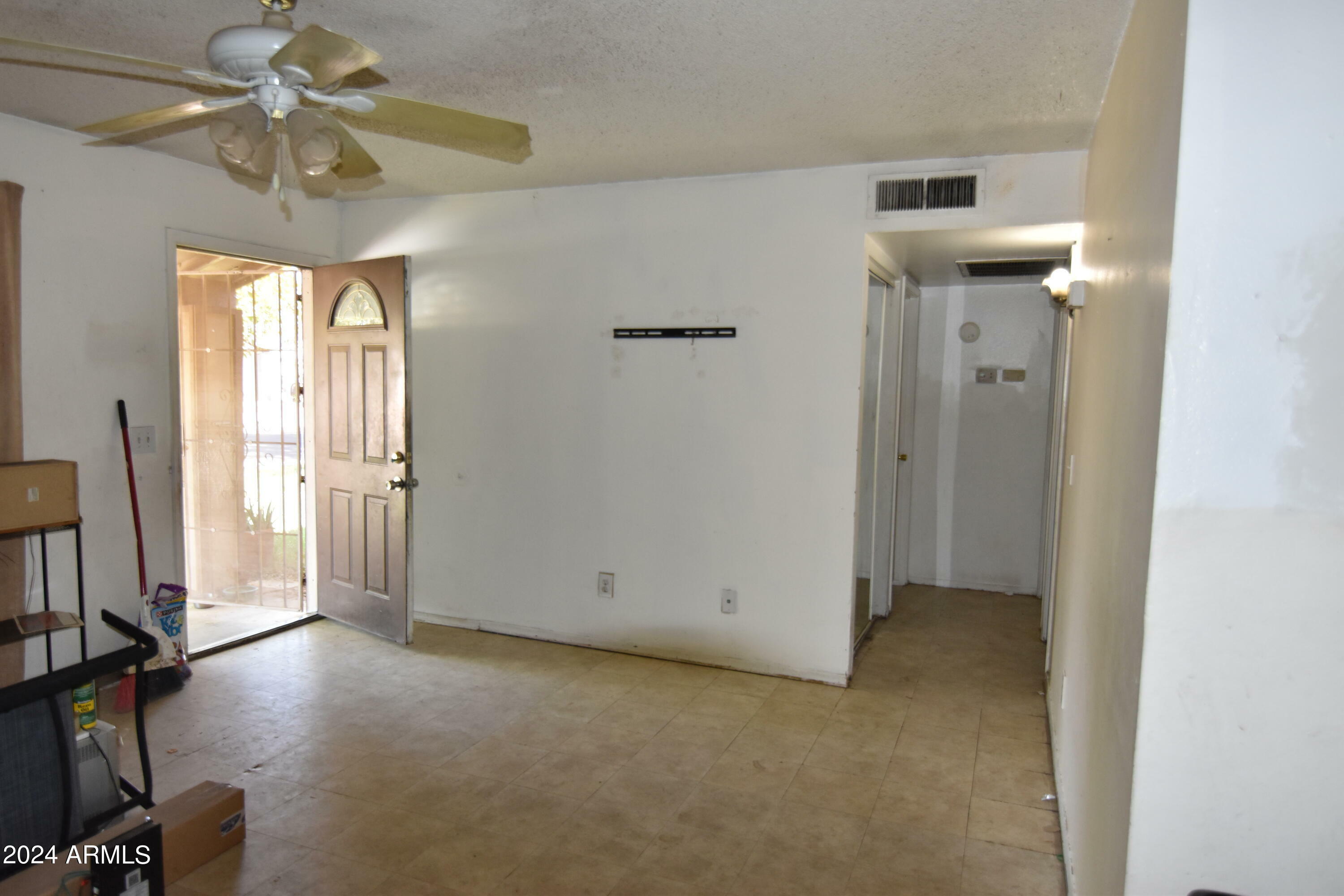 Property Photo:  307 W Mesquite Street  AZ 85225 