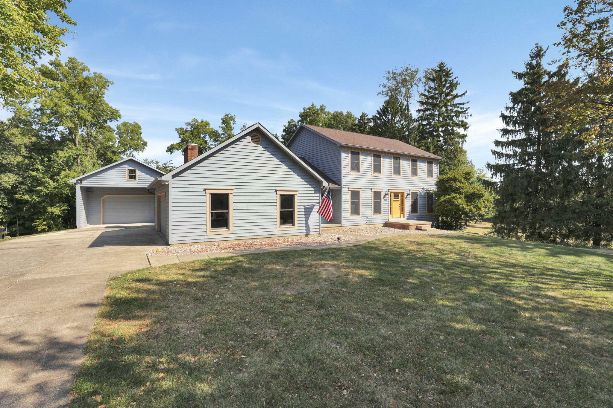 Property Photo:  2680 Applewood Lane NE  OH 43130 