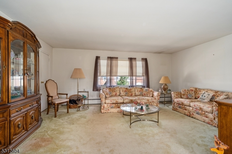 Property Photo:  43 Conforti Ave Apt 20  NJ 07052 