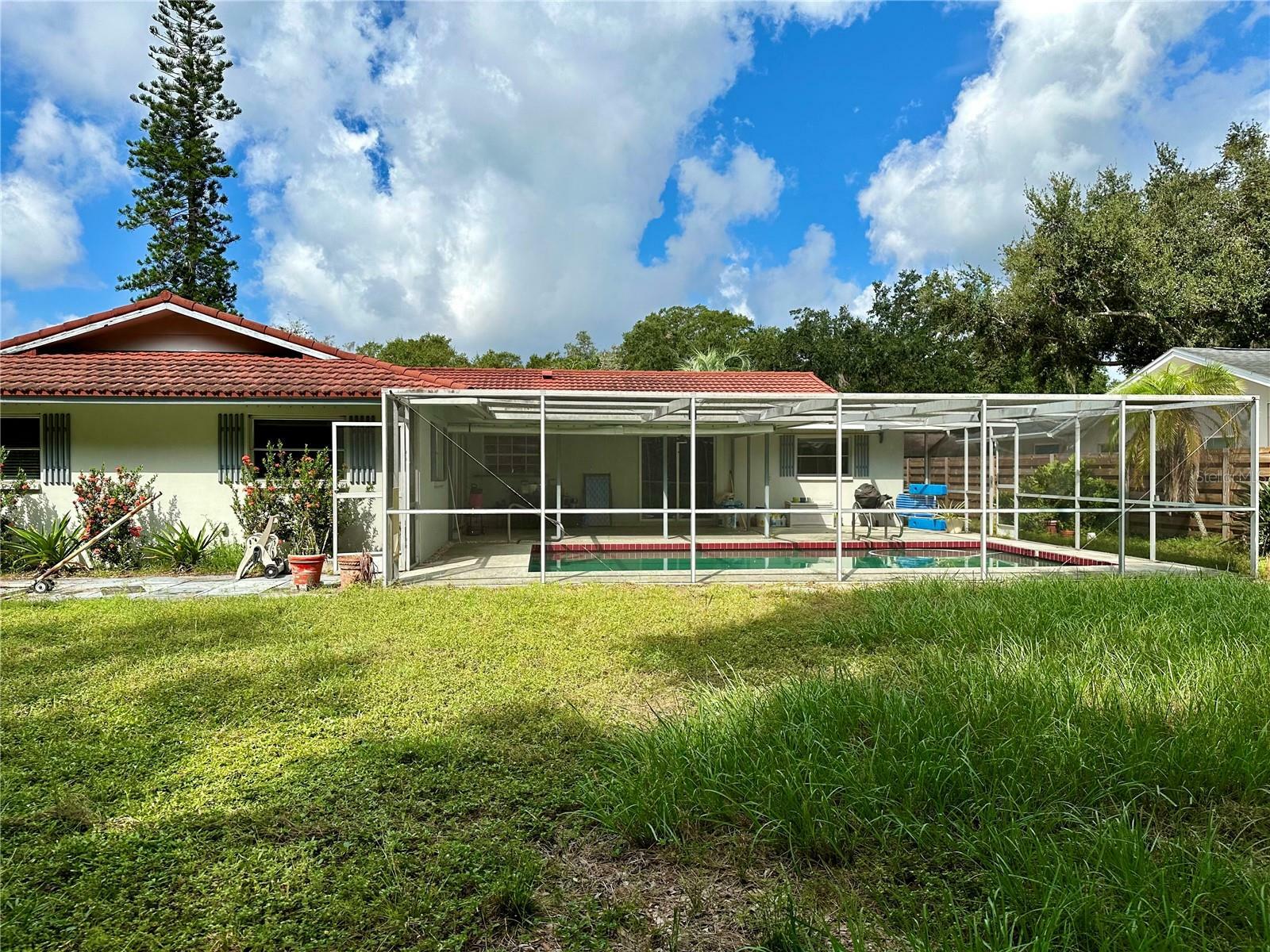 Property Photo:  3209 Riviera Drive  FL 34232 