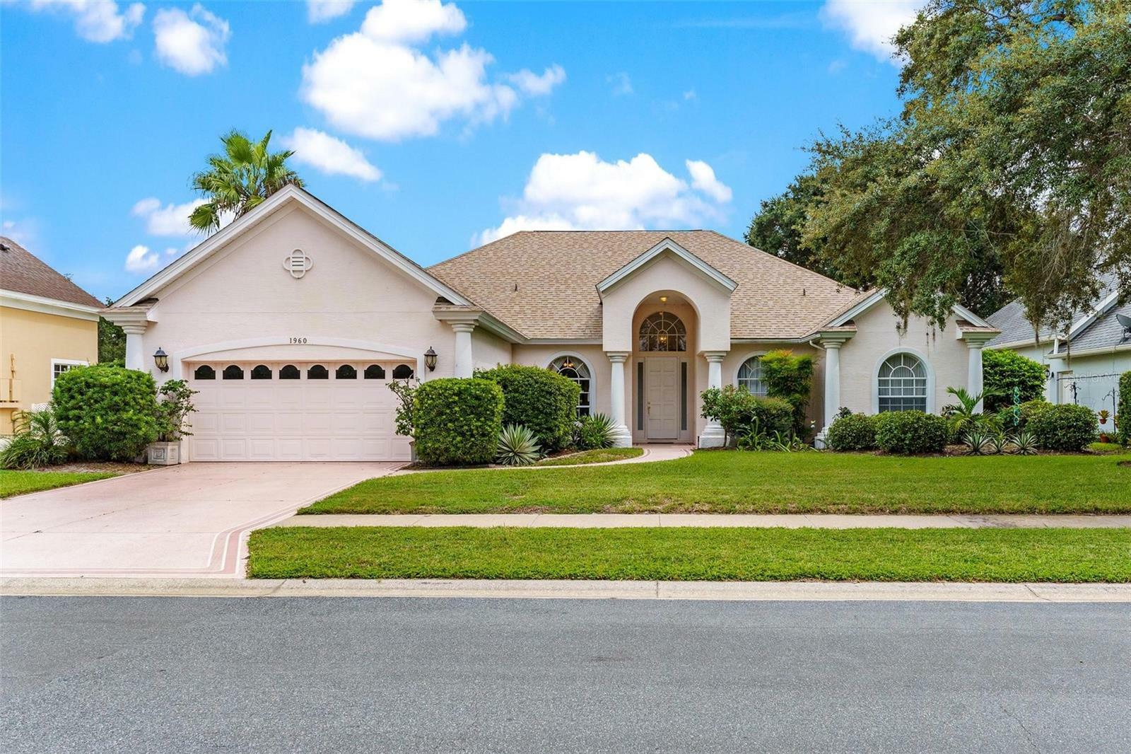 Property Photo:  1960 Edgewater Drive  FL 32757 