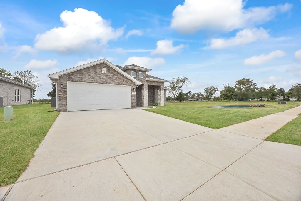 Property Photo:  525 Wright Lane  AR 72751 