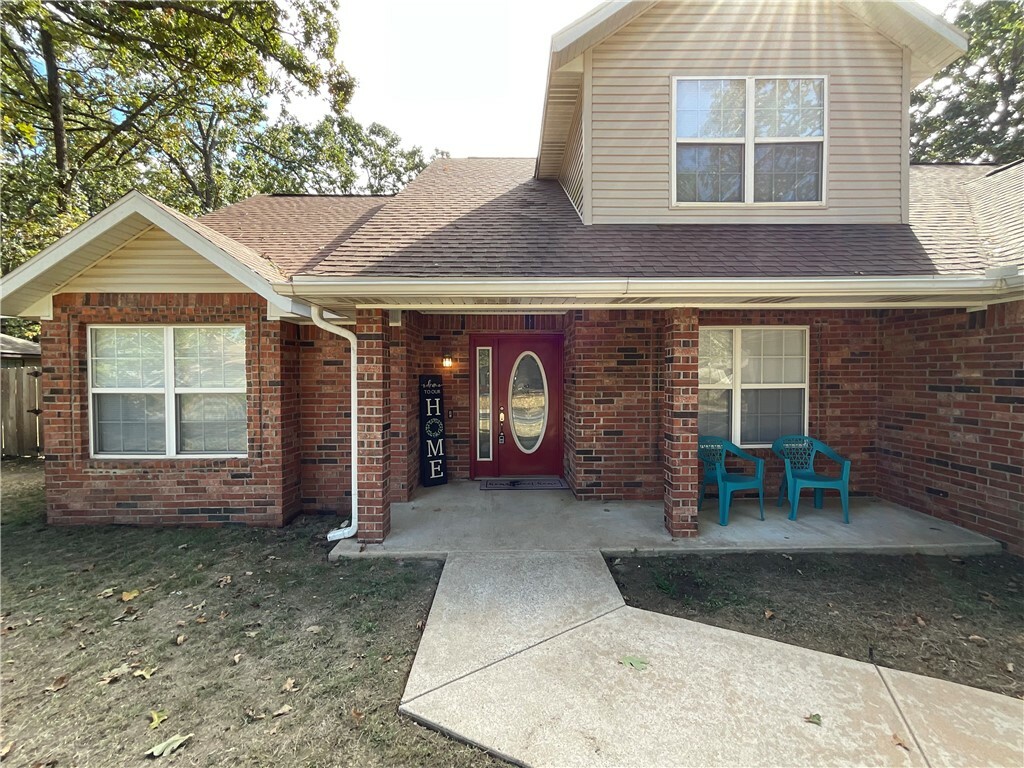 Property Photo:  608 Cherokee Drive  AR 72734 