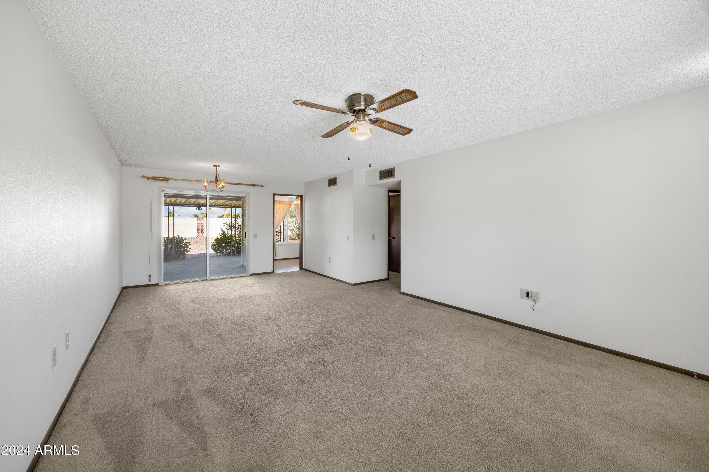 Property Photo:  19410 N Lakeforest Drive  AZ 85373 