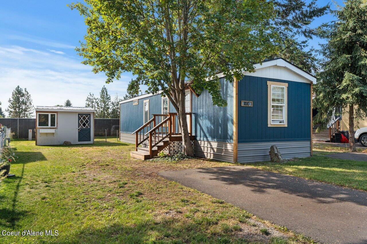 Property Photo:  100 E Walrose Loop  ID 83835 