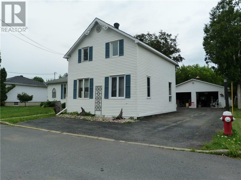 Property Photo:  61 Emma Street  ON K0C 1H0 