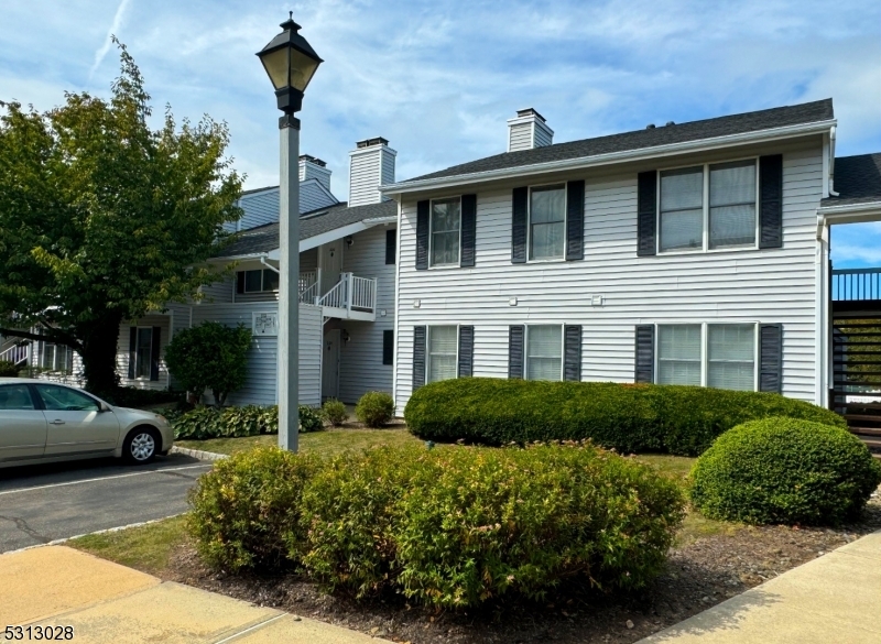 Property Photo: 230 Nuthatch Ct NJ 08887