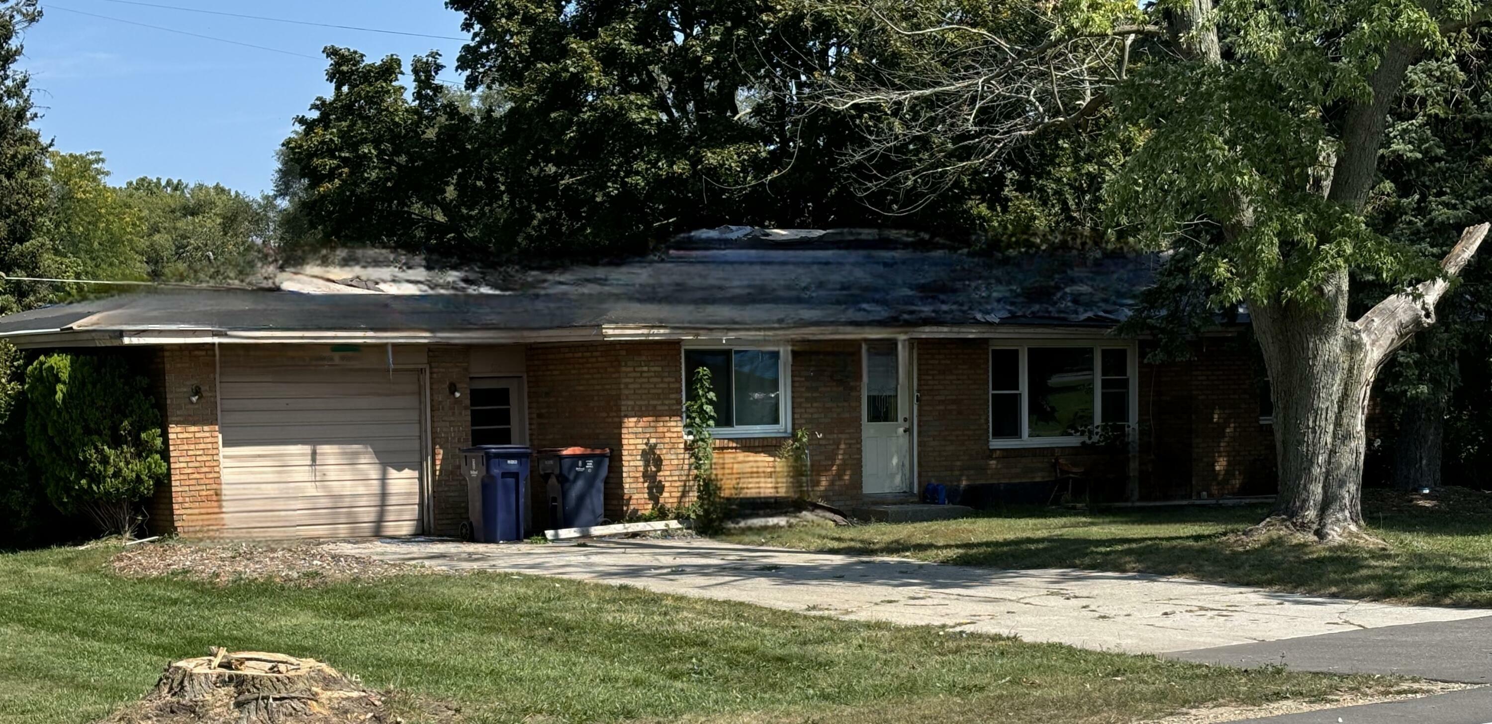 365 E 40th Street  Holland MI 49423 photo