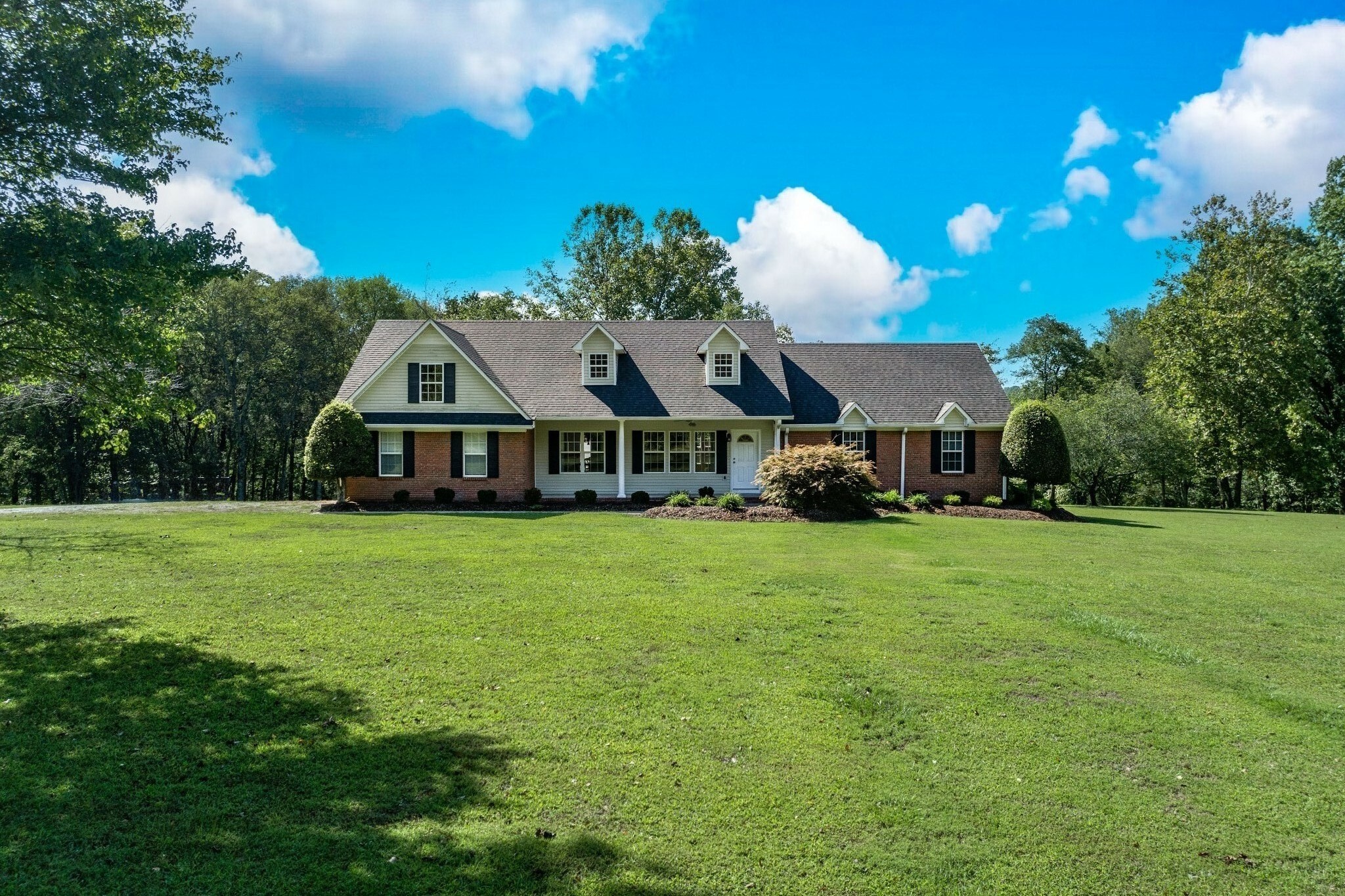 Property Photo:  1346 Sam Johnson Rd  TN 38401 