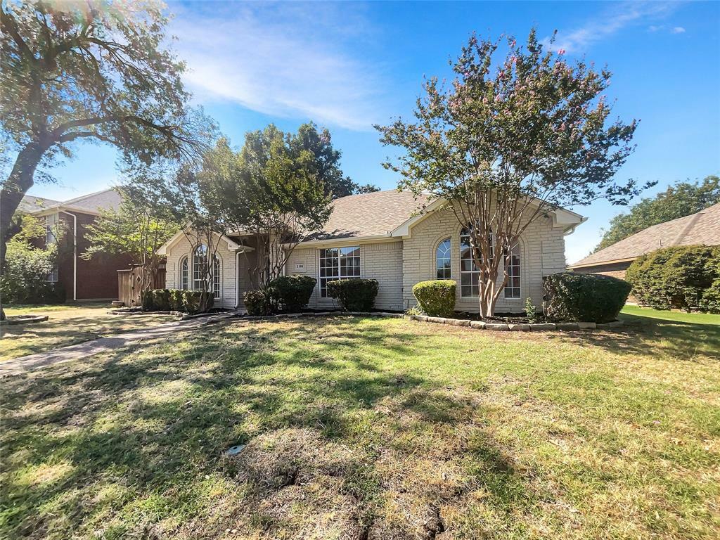 Property Photo:  2108 Alto Avenue  TX 75007 