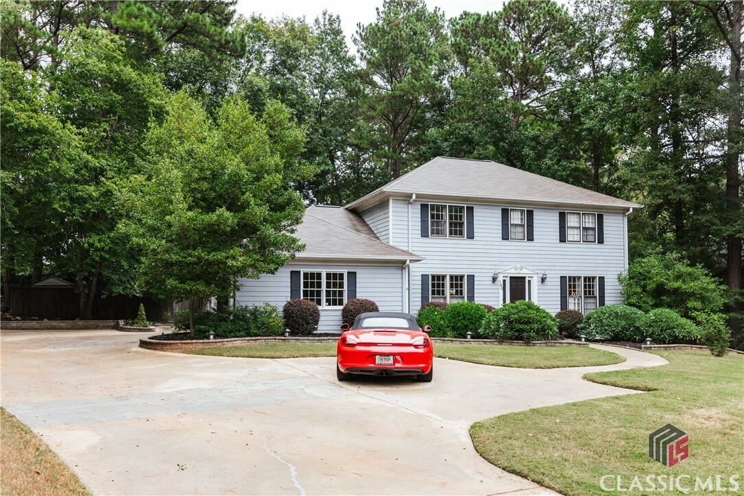 Property Photo:  140 High Ridge Drive  GA 30606 