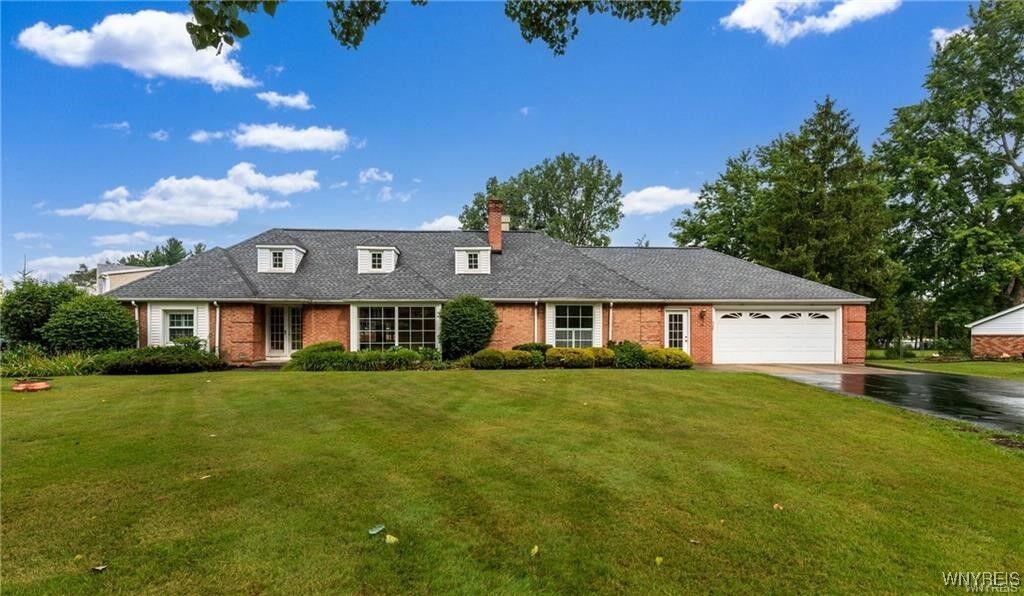 Property Photo: 50 Gaylord Court NY 14059