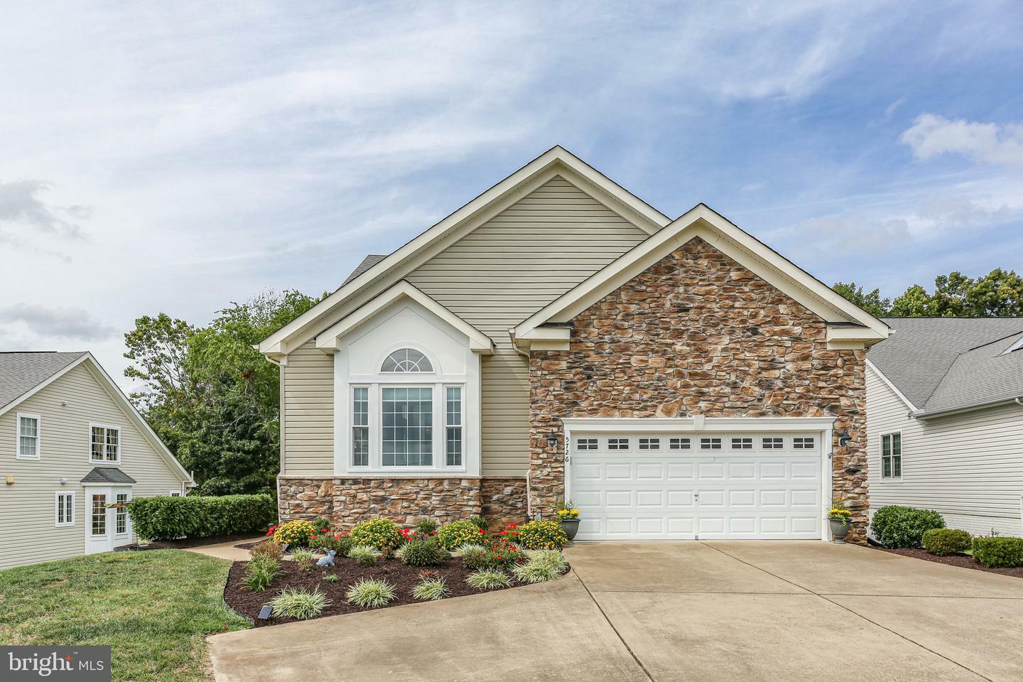 Property Photo:  5726 W Kesslers Crossing  VA 22407 