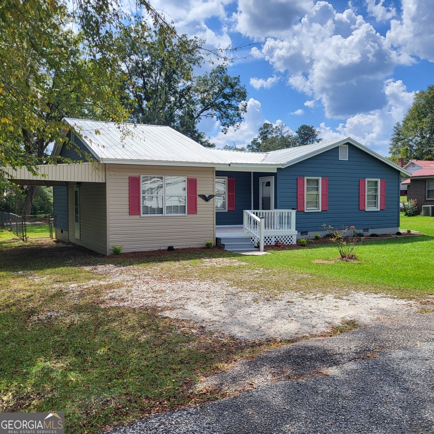 Property Photo:  1714 43rd Street  AL 36854 