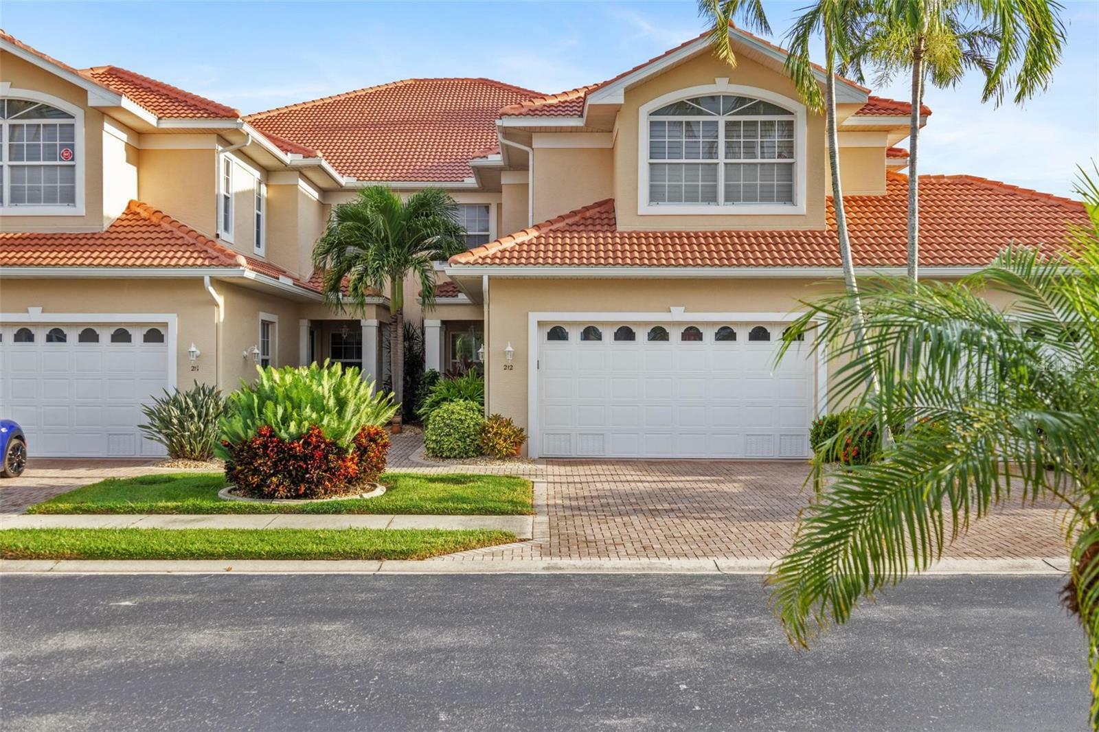 Property Photo:  2630 Tarpon Cove Drive 212  FL 33950 