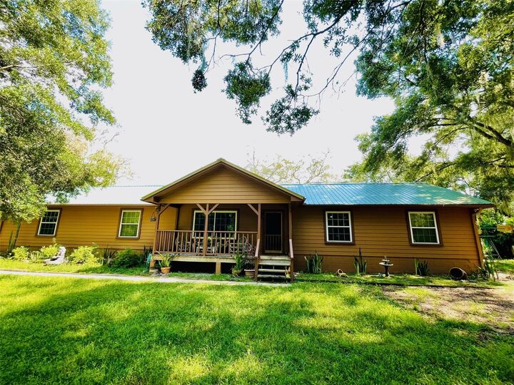 Property Photo: 785 Willow Pond Lane FL 32732