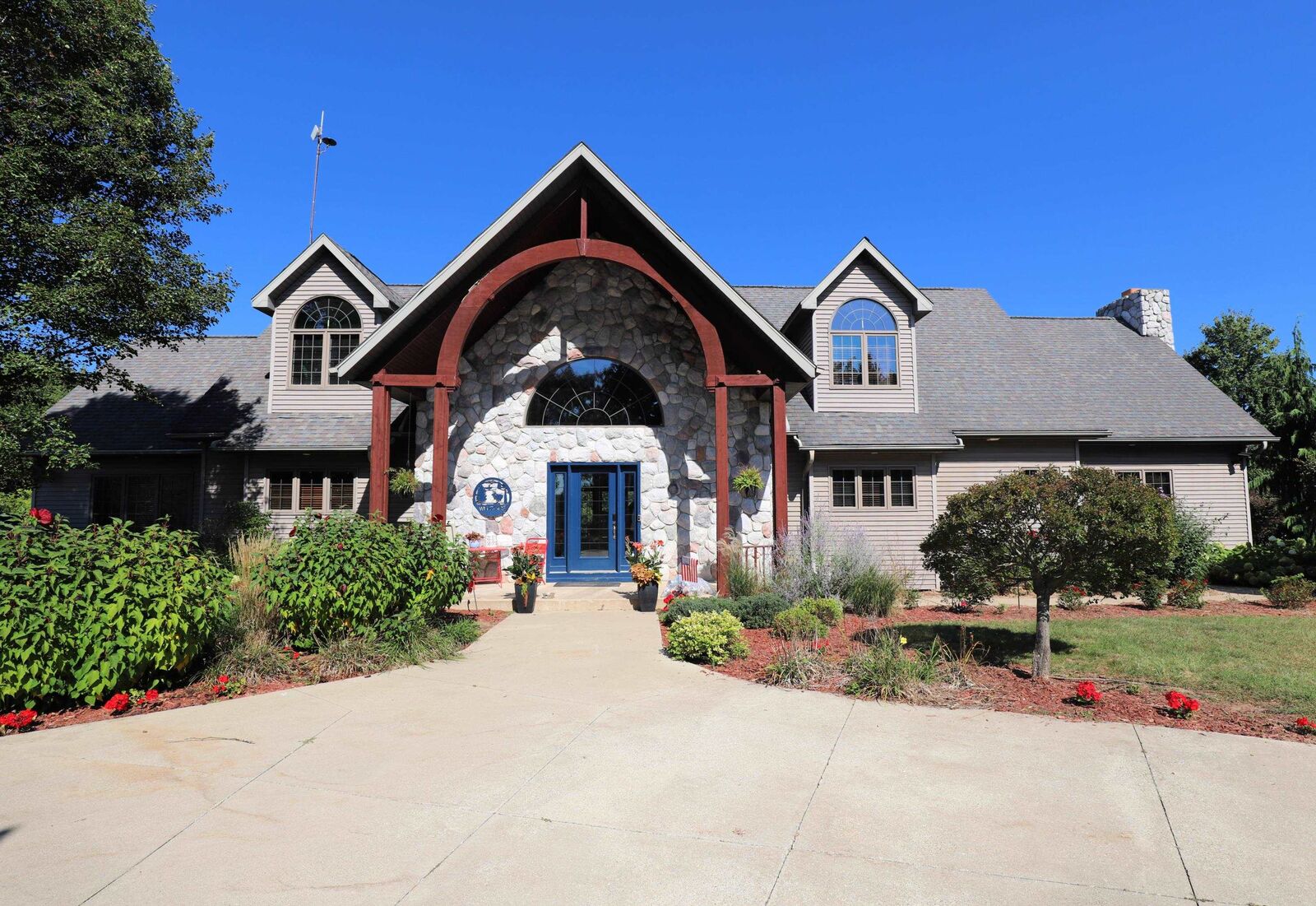 Property Photo: 10150 W Potter Road MI 48433