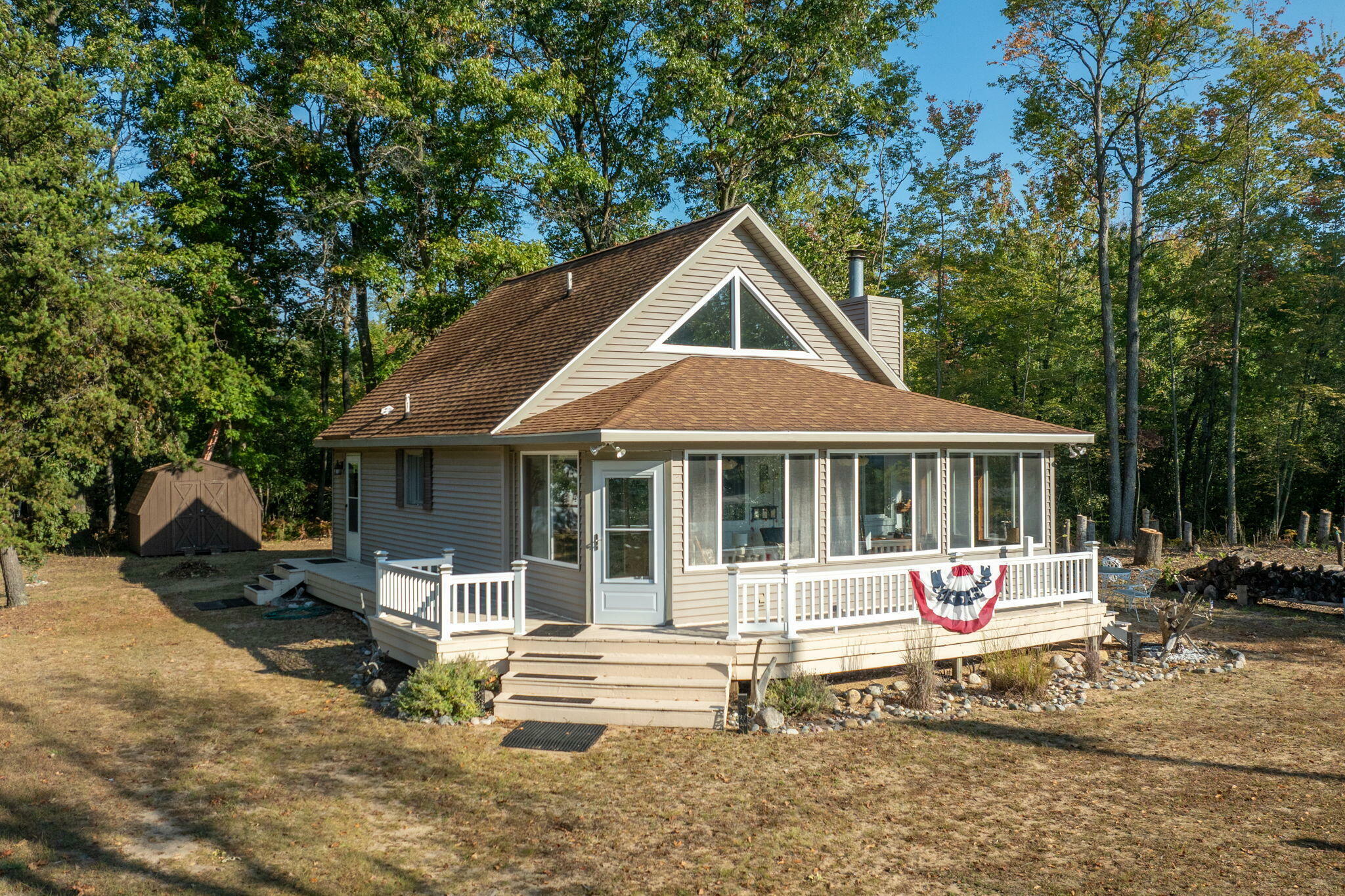 Property Photo:  3450 Pinehurst Drive  MI 48632 