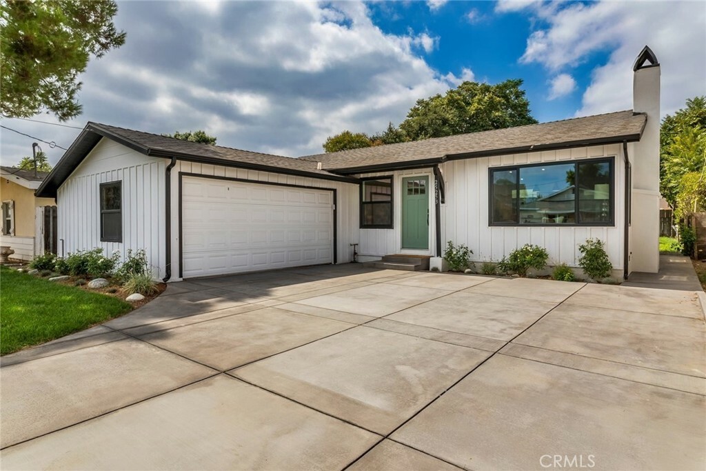 25253 Wheeler Road  Newhall CA 91321 photo