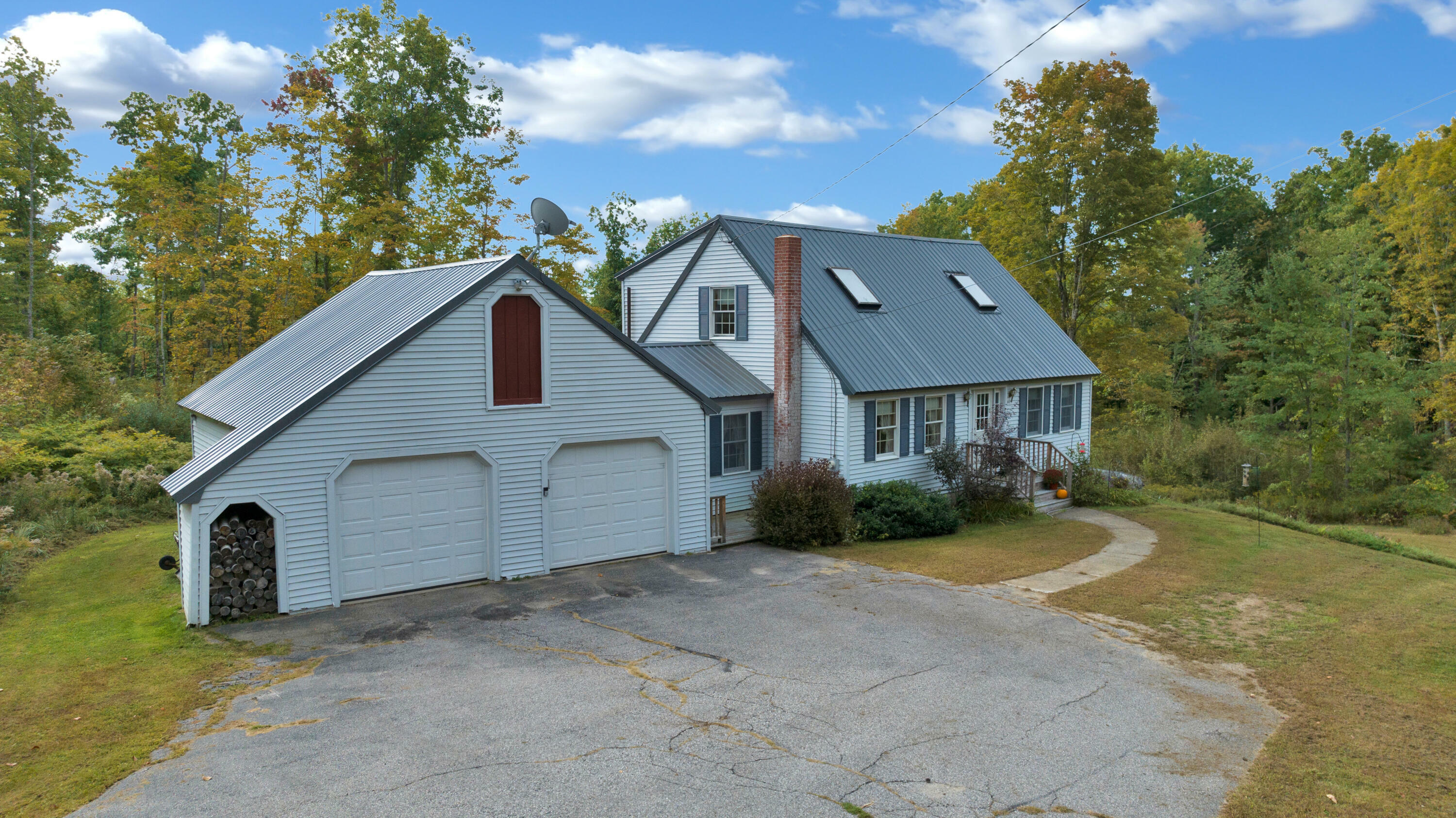 Property Photo:  122 Stone Hill Road  ME 04048 