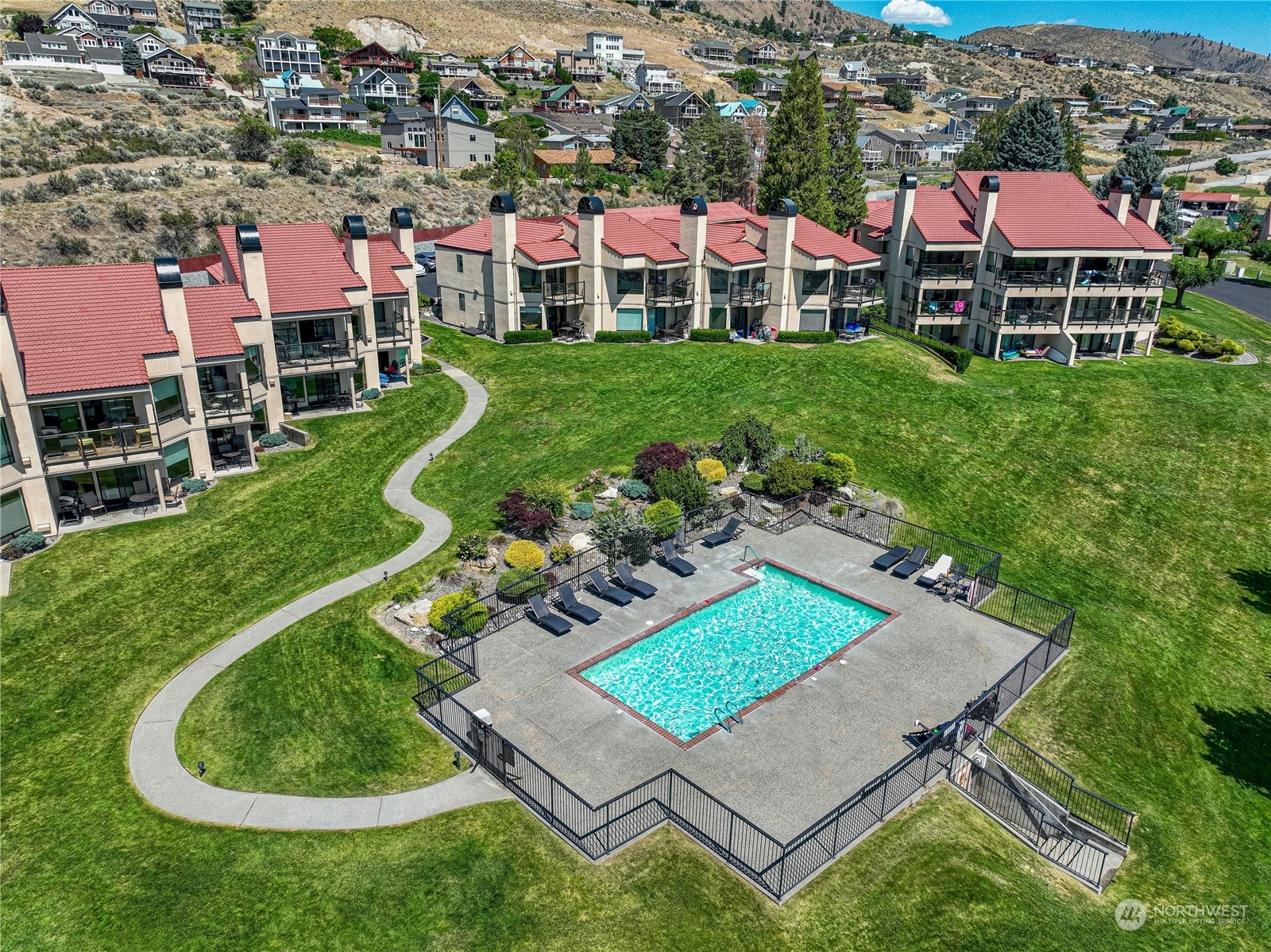 Property Photo:  100 Lake Chelan Shores Dr  Bldg 16 7&8  WA 98816 