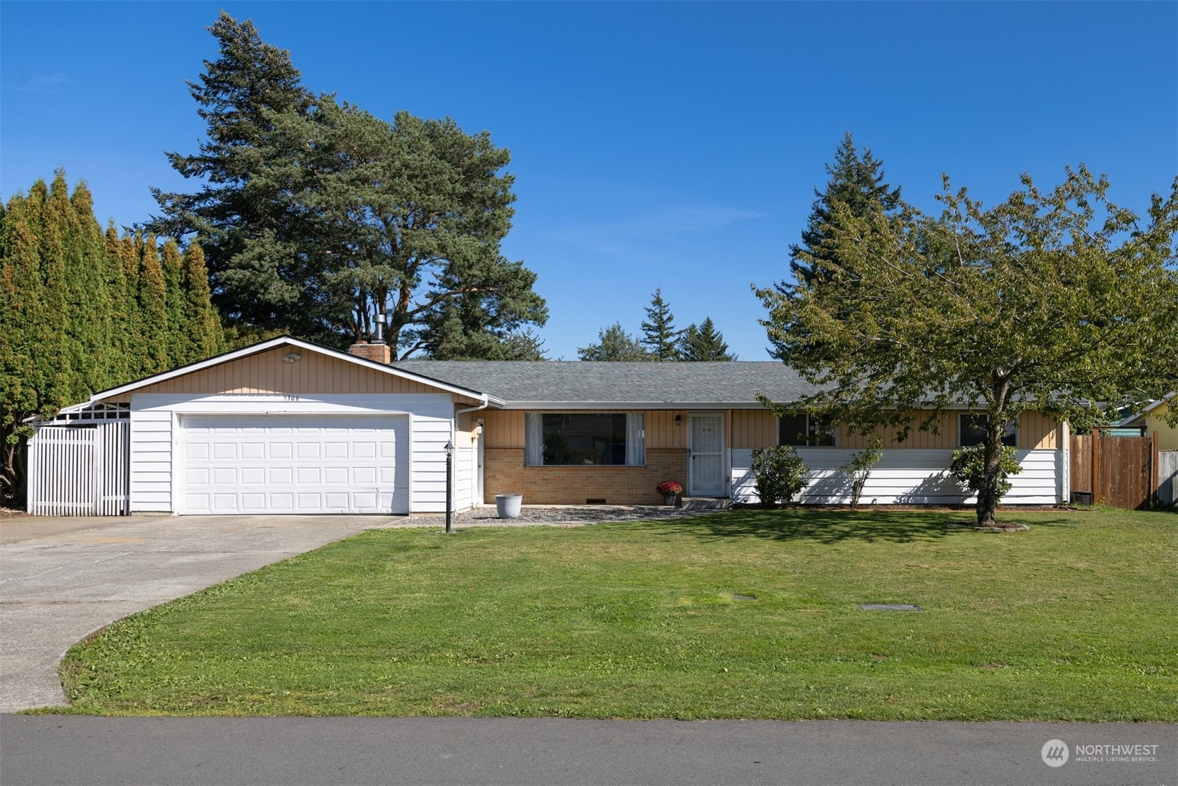 Property Photo: 5306 Belfern Drive WA 98226
