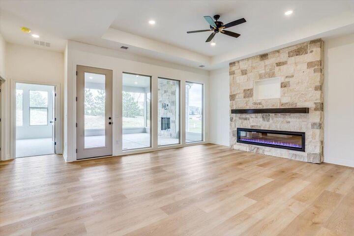 Property Photo:  2799 N Curtis Ct  KS 67205 