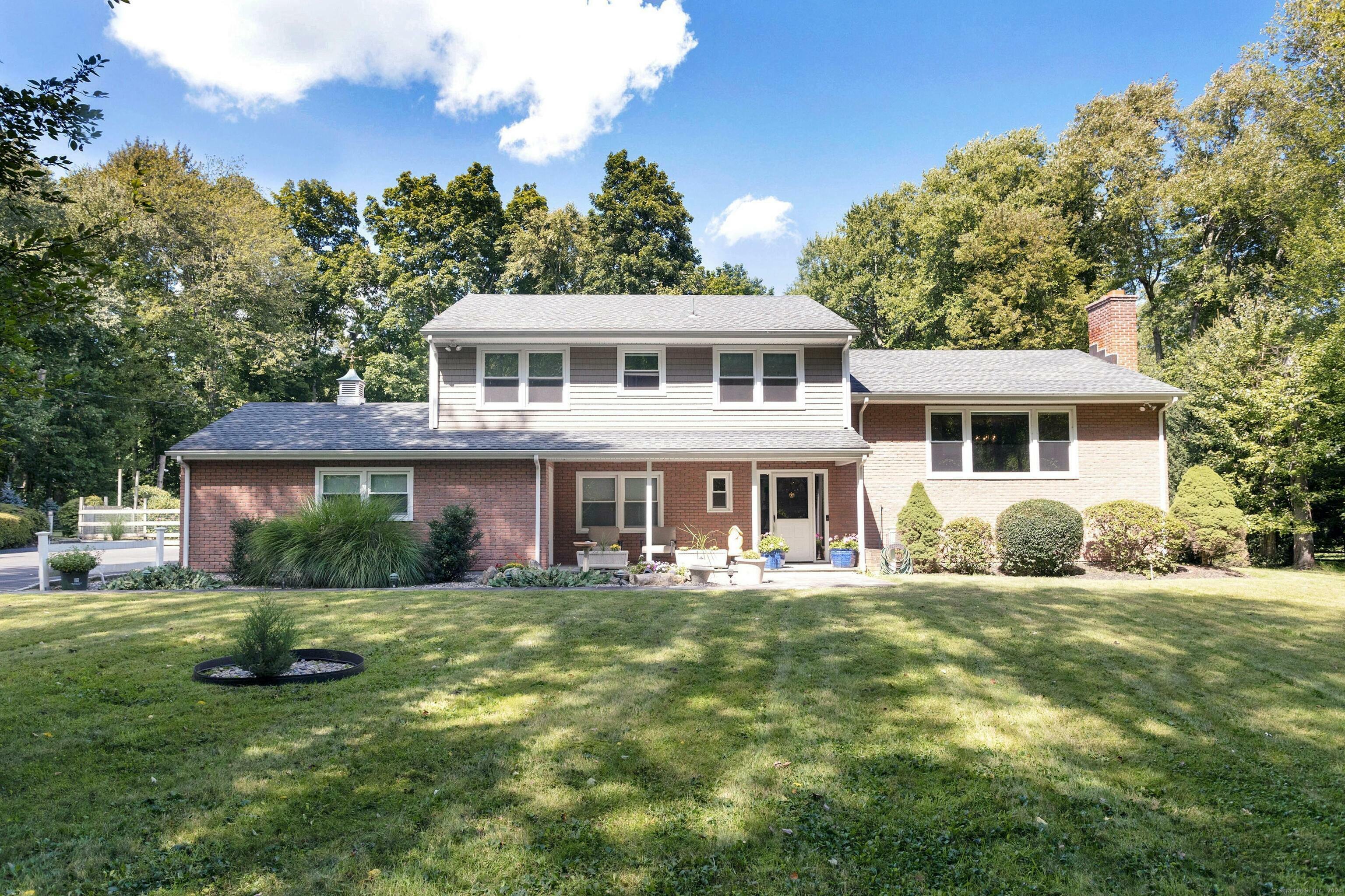 Property Photo:  39 Echo Hill Drive  CT 06903 