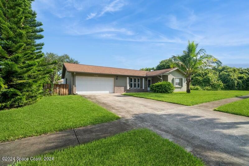 Property Photo:  3390 Willis Drive  FL 32796 