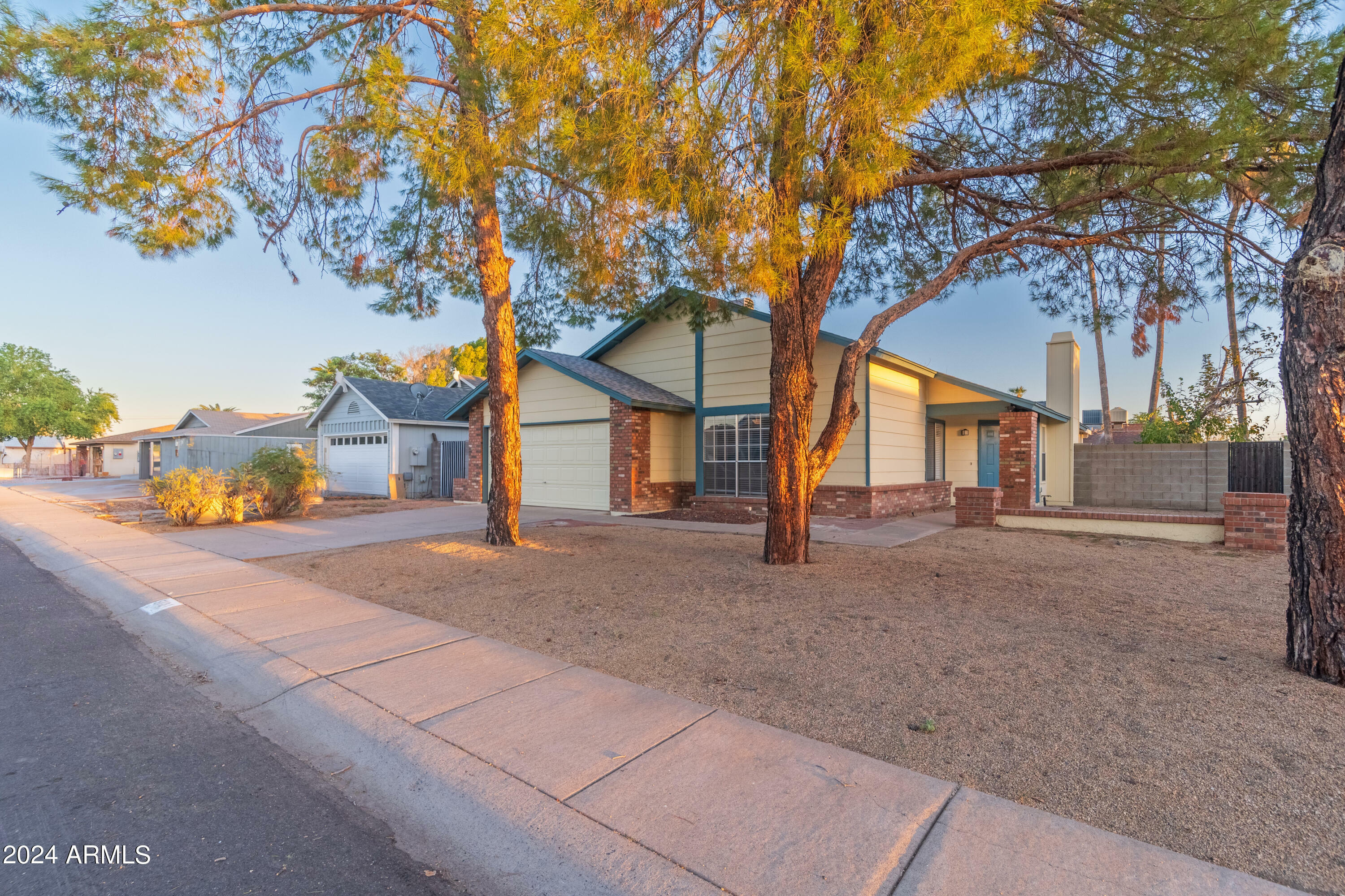 Property Photo:  5121 W Aster Drive  AZ 85304 