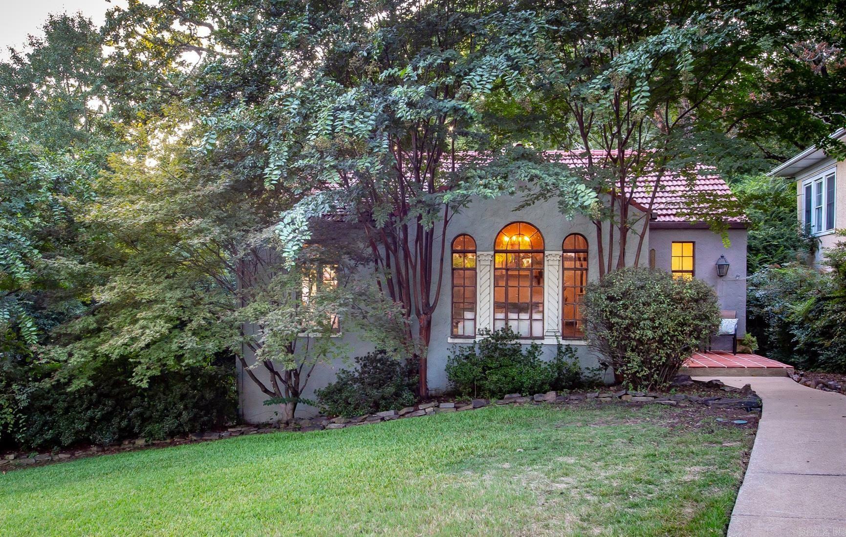 Property Photo:  5524 Southwood Road  AR 72205 