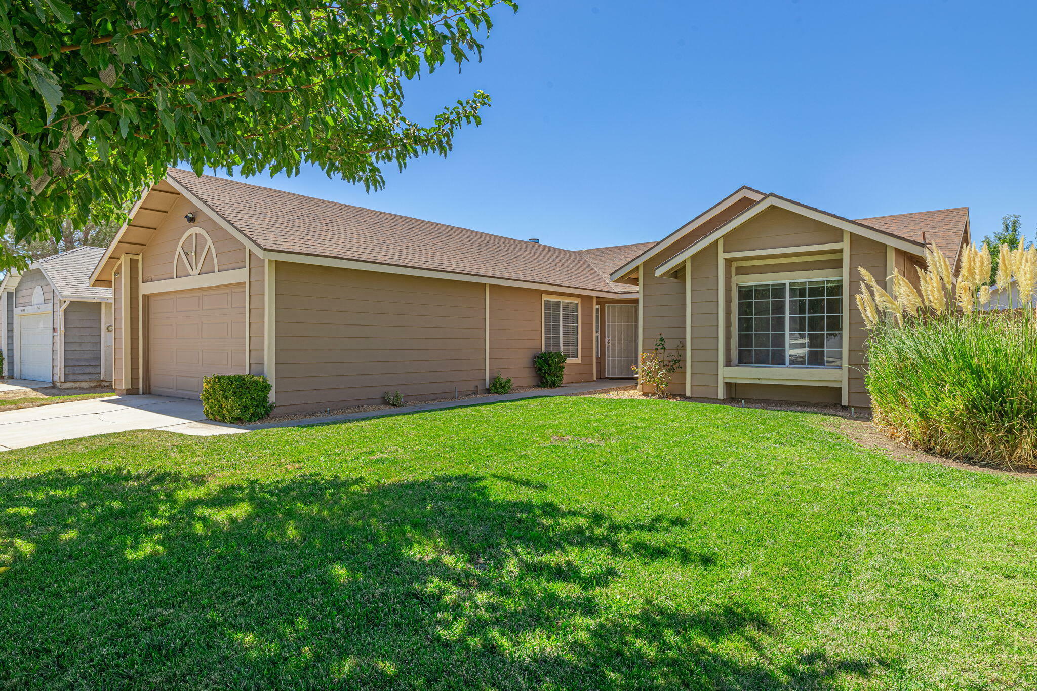 Property Photo:  45917 Primrose Drive  CA 93534 