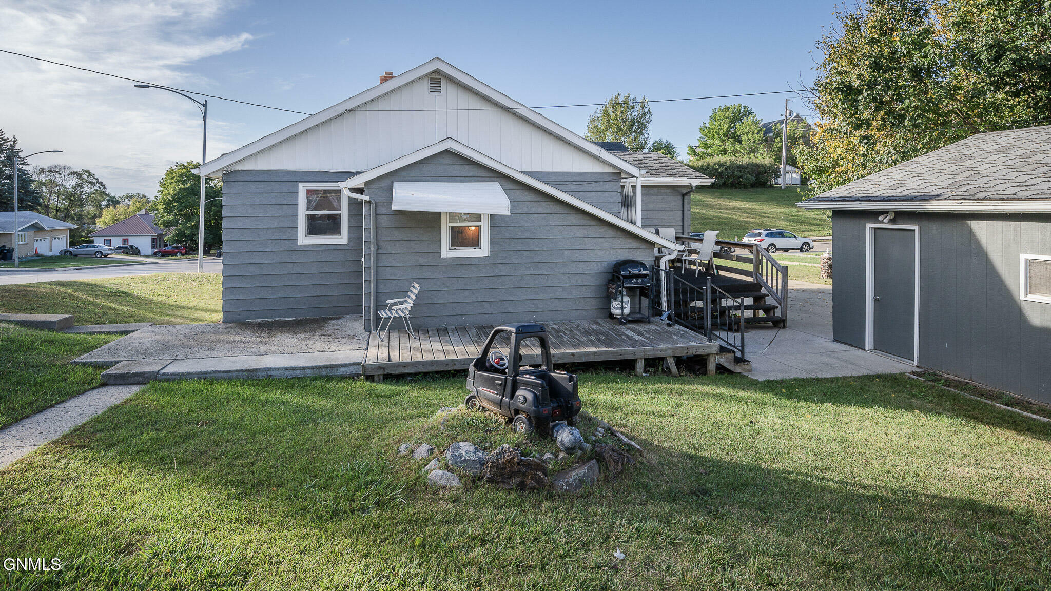 Property Photo:  100 6th Street NW  ND 58554 