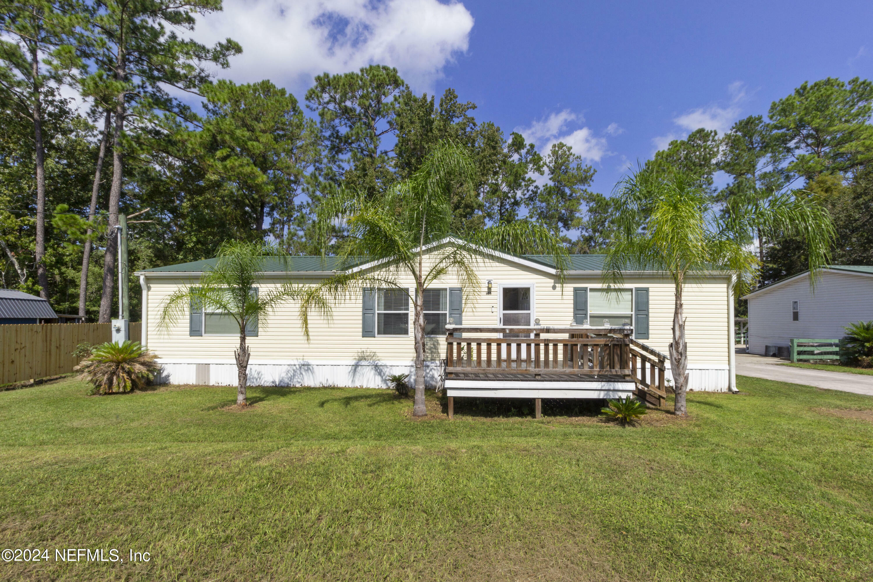 Property Photo:  103 Ross Road  FL 32189 