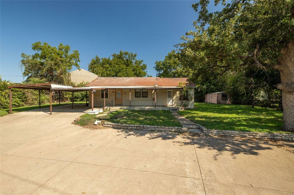 Property Photo:  1223 E Bankhead Drive  TX 76086 