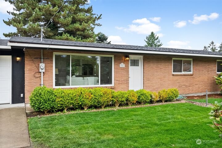 Property Photo:  8901  33rd Street W  WA 98466 