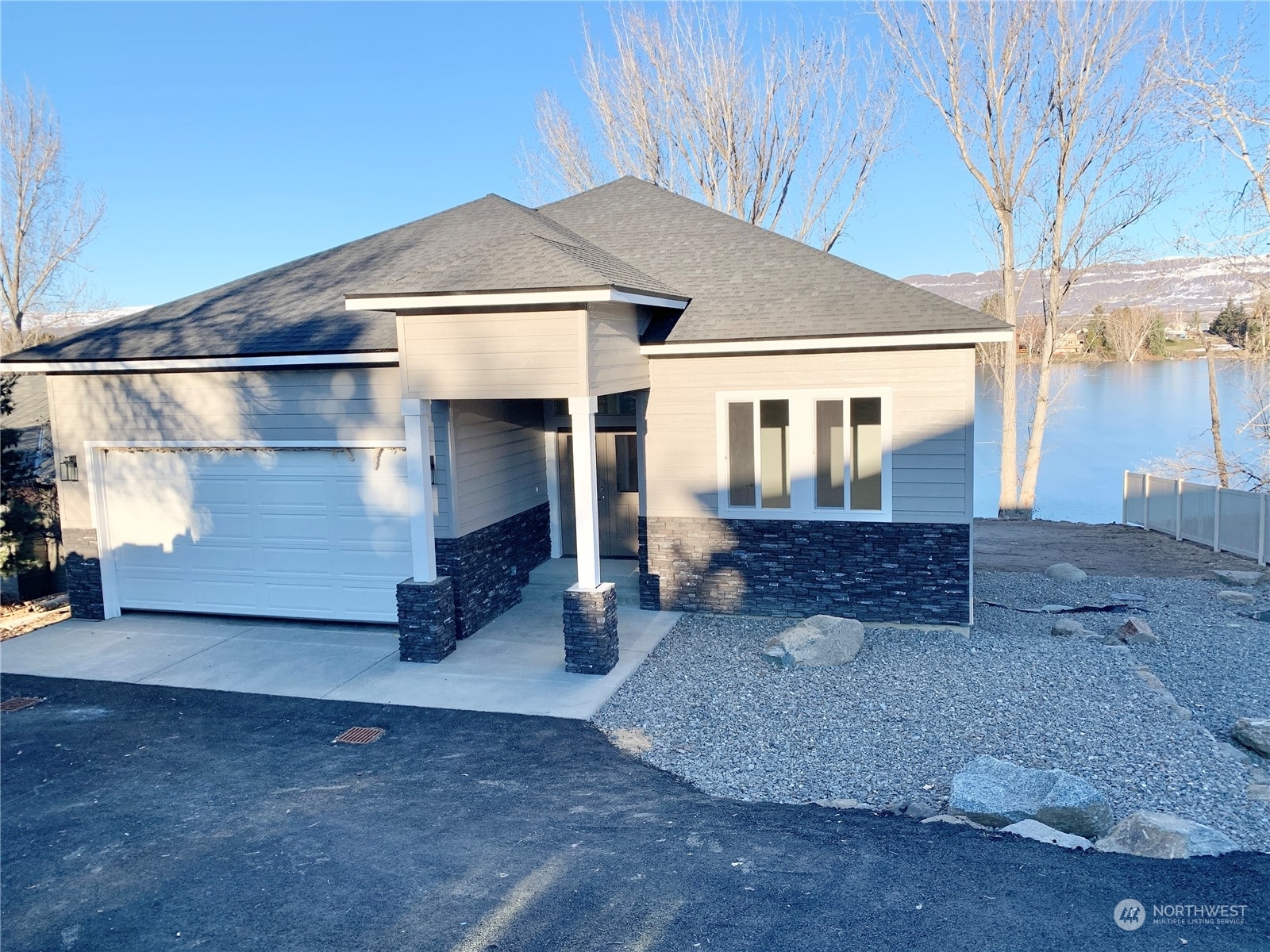 Property Photo: 2908 Riviera Boulevard WA 98828