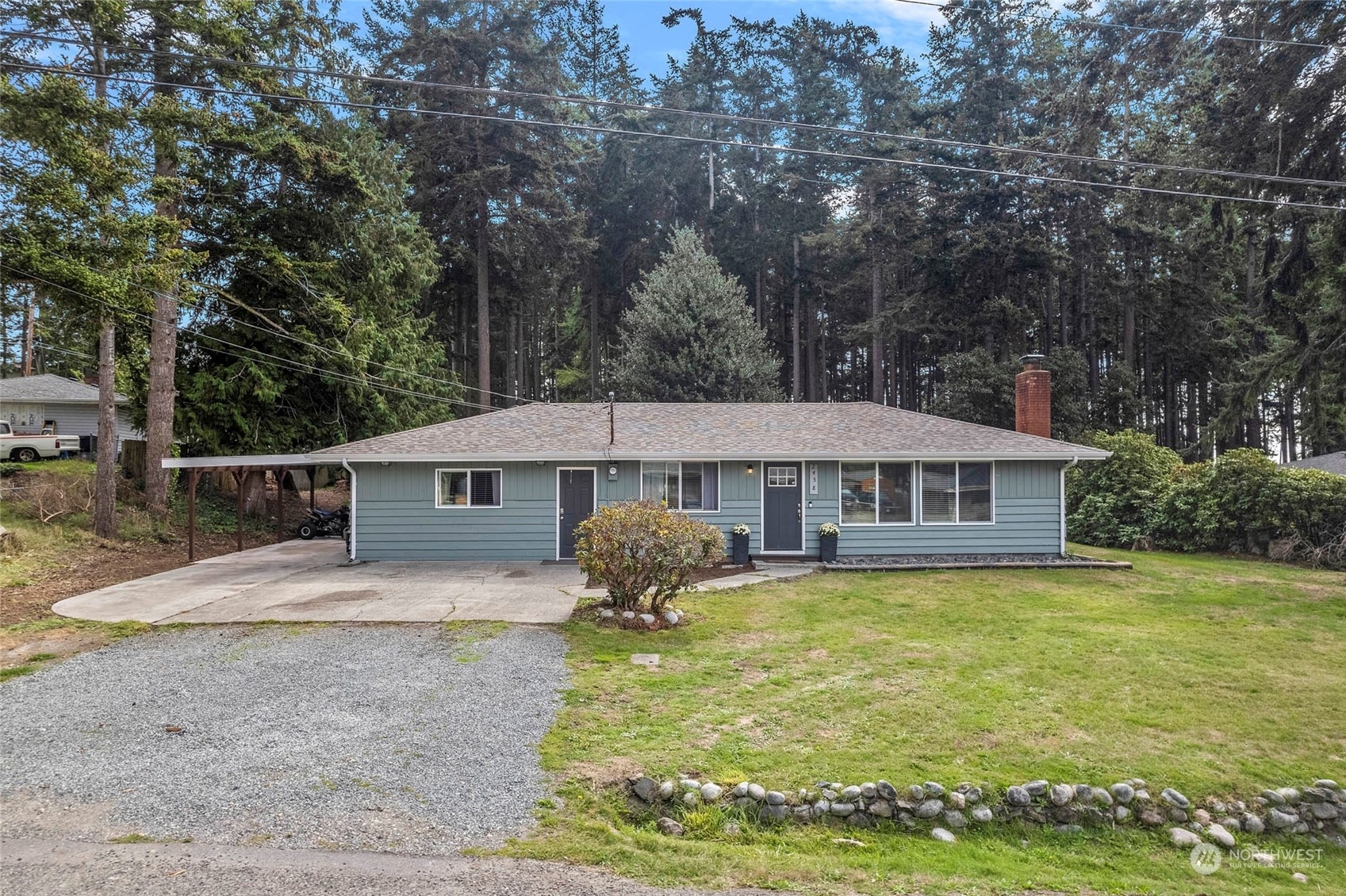 Property Photo:  2458 Monticello Way  WA 98277 