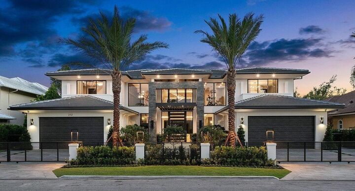Property Photo:  212 W Alexander Palm Road  FL 33432 