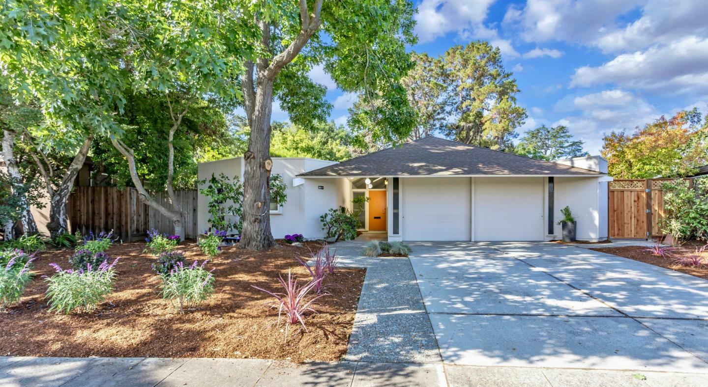 Property Photo:  961 Eichler Drive  CA 94040 